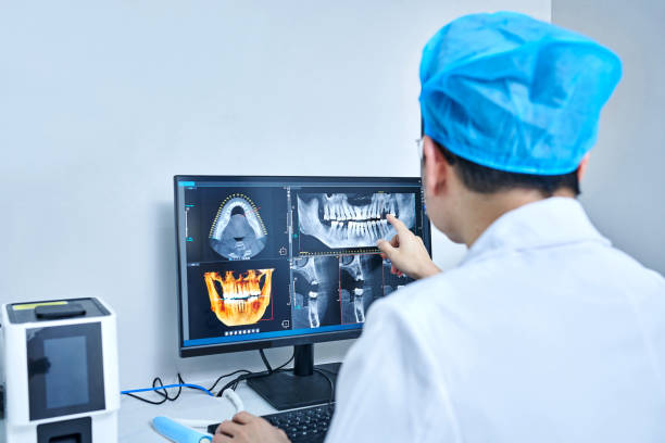 Best Emergency Dental Services for Seniors in Bingham Farms, MI